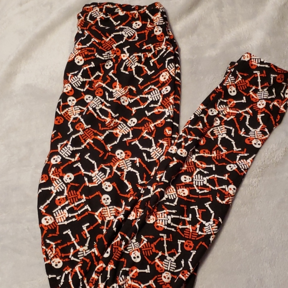 lularoe skeleton leggings